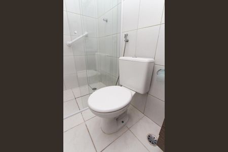 Casa de condomínio para alugar com 70m², 2 quartos e 1 vagaBanheiro da Suíte
