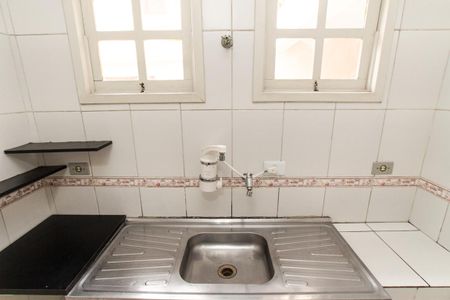 Cozinha de casa de condomínio para alugar com 2 quartos, 70m² em Vila Isolina Mazzei, São Paulo