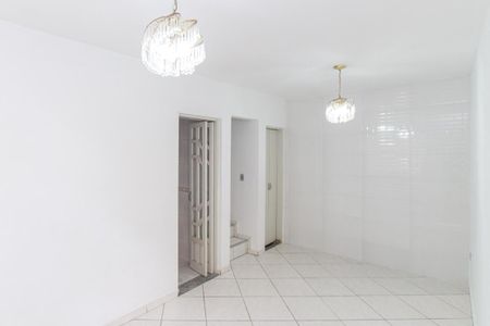 Sala de casa de condomínio para alugar com 2 quartos, 70m² em Vila Isolina Mazzei, São Paulo