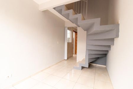 Sala de casa para alugar com 2 quartos, 54m² em Tatuquara, Curitiba