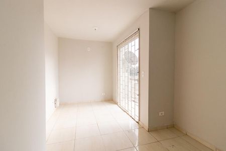 Quarto 1 de casa para alugar com 2 quartos, 54m² em Tatuquara, Curitiba