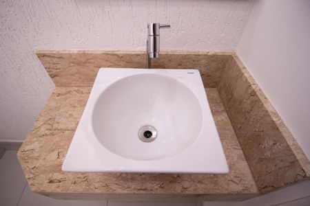 Casa de condomínio para alugar com 100m², 3 quartos e 2 vagas Casa de condomínio para alugar com 100m², 3 quartos e 2 vagasLavabo