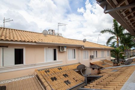 Casa de condomínio para alugar com 100m², 3 quartos e 2 vagas Casa de condomínio para alugar com 100m², 3 quartos e 2 vagasVista do Quarto 1