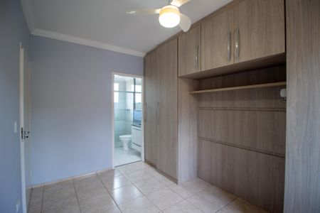 Casa de condomínio para alugar com 100m², 3 quartos e 2 vagas Casa de condomínio para alugar com 100m², 3 quartos e 2 vagasSuíte