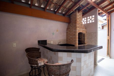 Casa de condomínio para alugar com 100m², 3 quartos e 2 vagas Casa de condomínio para alugar com 100m², 3 quartos e 2 vagasÁrea gourmet