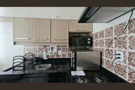 Cozinha de apartamento para alugar com 1 quarto, 30m² em Centro, Salvador