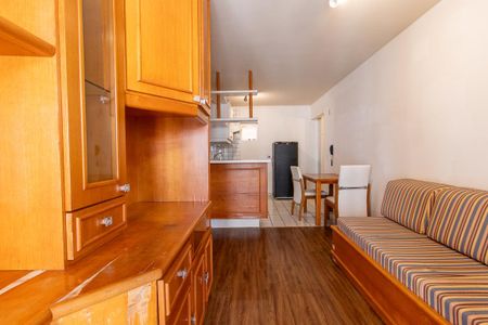 Studio de kitnet/studio para alugar com 1 quarto, 42m² em Centro, Curitiba