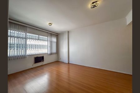 Apartamento para alugar com 100m², 3 quartos e 1 vaga Apartamento para alugar com 100m², 3 quartos e 1 vagaSala