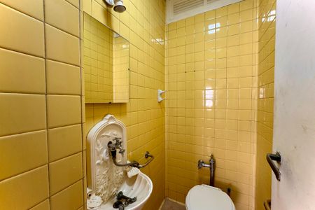 Apartamento para alugar com 100m², 3 quartos e 1 vaga Apartamento para alugar com 100m², 3 quartos e 1 vagaBanheiro social