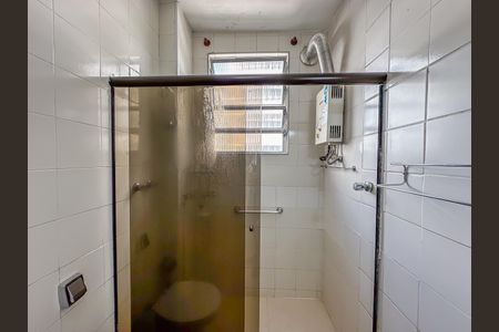 Apartamento para alugar com 100m², 3 quartos e 1 vaga Apartamento para alugar com 100m², 3 quartos e 1 vagaBanheiro social
