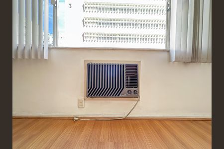 Sala de apartamento para alugar com 3 quartos, 100m² em Flamengo, Rio de Janeiro