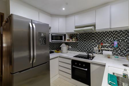 Casa de condomínio à venda com 90m², 2 quartos e 1 vaga Casa de condomínio à venda com 90m², 2 quartos e 1 vagaCozinha