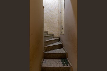 Escada de casa de condomínio à venda com 2 quartos, 90m² em Vila Ré, São Paulo