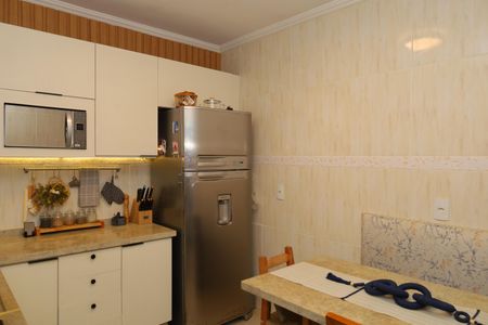 Casa de condomínio à venda com 80m², 2 quartos e 1 vagaCozinha