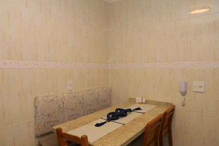 Casa de condomínio à venda com 80m², 2 quartos e 1 vagaCozinha