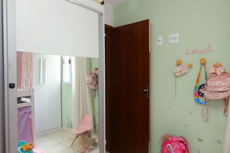 Casa de condomínio à venda com 80m², 2 quartos e 1 vagaQuarto 1