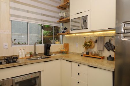 Casa de condomínio à venda com 80m², 2 quartos e 1 vagaCozinha