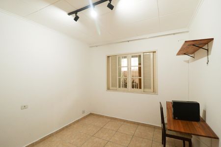 Casa à venda com 450m², 3 quartos e 1 vagaQuarto 2