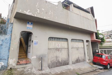 Casa à venda com 450m², 3 quartos e 1 vagaFachada