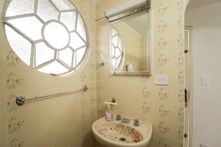 Casa à venda com 450m², 3 quartos e 1 vagaBanheiro da Suíte