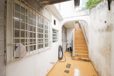 Casa à venda com 450m², 3 quartos e 1 vagaCorredor lateral