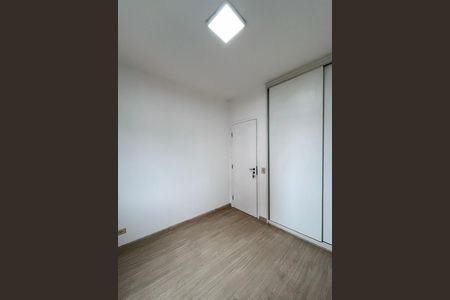 Apartamento à venda com 76m², 3 quartos e 1 vagaQuarto 2