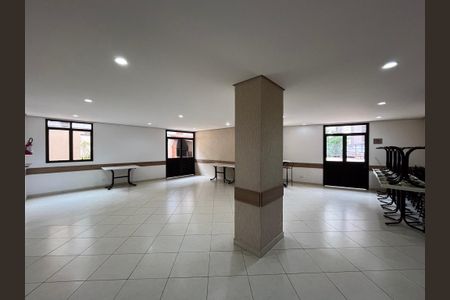 Apartamento à venda com 76m², 3 quartos e 1 vagaSalão de Festas