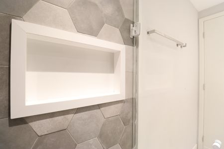 Banheiro de apartamento para alugar com 1 quarto, 31m² em Água Branca, São Paulo