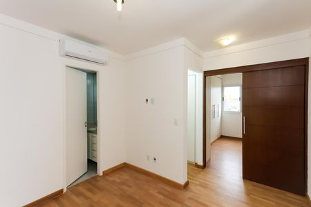 Apartamento para alugar com 106m², 1 quarto e 2 vagas Apartamento para alugar com 106m², 1 quarto e 2 vagasSuíte