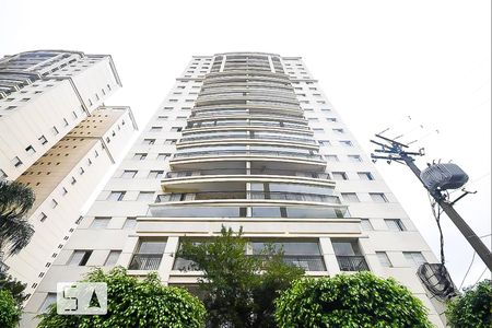 Apartamento para alugar com 106m², 1 quarto e 2 vagas Apartamento para alugar com 106m², 1 quarto e 2 vagasFachada