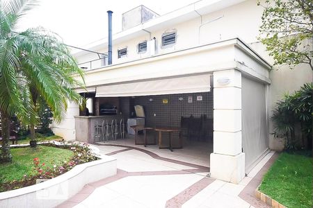 Apartamento para alugar com 106m², 1 quarto e 2 vagas Apartamento para alugar com 106m², 1 quarto e 2 vagasÁrea comum - Churrasqueira