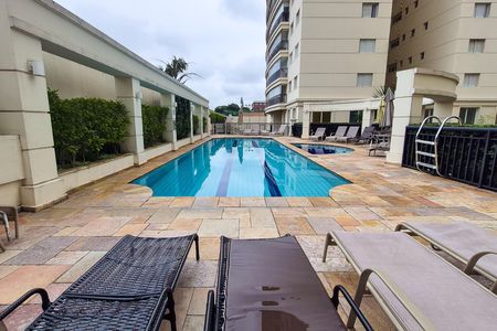 Apartamento para alugar com 106m², 1 quarto e 2 vagas Apartamento para alugar com 106m², 1 quarto e 2 vagasÁrea comum - Piscina