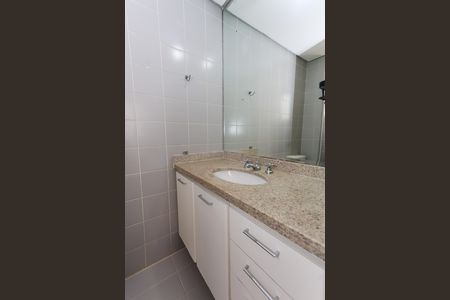 Apartamento para alugar com 106m², 1 quarto e 2 vagas Apartamento para alugar com 106m², 1 quarto e 2 vagasBanheiro da Suíte