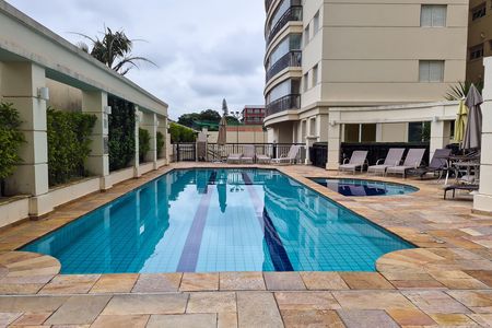 Apartamento para alugar com 106m², 1 quarto e 2 vagas Apartamento para alugar com 106m², 1 quarto e 2 vagasÁrea comum - Piscina