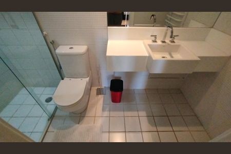 Apartamento para alugar com 75m², 2 quartos e 2 vagasBanheiro do Quarto 2
