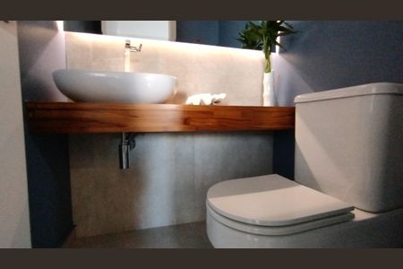 Apartamento para alugar com 75m², 2 quartos e 2 vagasLavabo