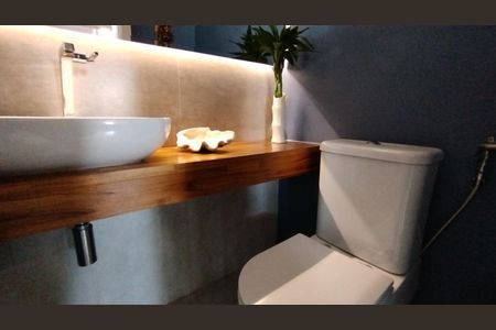 Apartamento para alugar com 75m², 2 quartos e 2 vagasLavabo