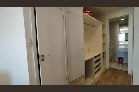 Apartamento para alugar com 75m², 2 quartos e 2 vagasCloset do quarto 2
