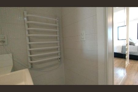 Apartamento para alugar com 75m², 2 quartos e 2 vagasBanheiro do Quarto 2