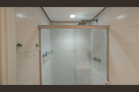 Apartamento para alugar com 75m², 2 quartos e 2 vagasBanheiro do Quarto 2