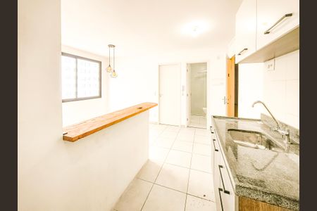 Apartamento à venda com 34m², 1 quarto e sem vaga Apartamento à venda com 34m², 1 quarto e sem vagaCozinha e Área de Serviço