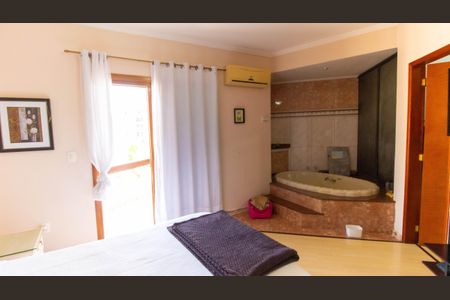 Casa de condomínio para alugar com 420m², 4 quartos e 3 vagasSuíte 1