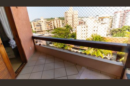 Casa de condomínio para alugar com 420m², 4 quartos e 3 vagasSacada Suíte 1