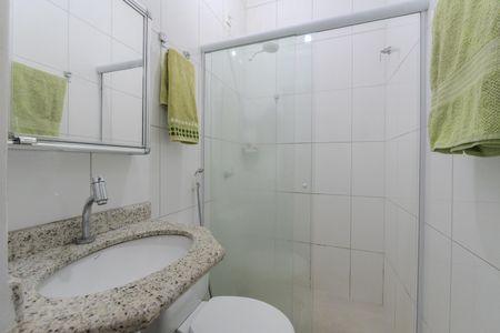 Apartamento à venda com 114m², 4 quartos e sem vagaBanheiro da Suíte 2