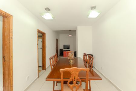 Apartamento à venda com 114m², 4 quartos e sem vagaSala