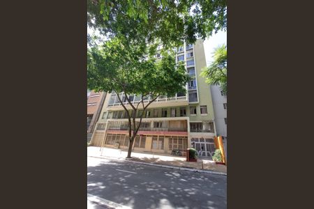 Apartamento à venda com 114m², 4 quartos e sem vaga Apartamento à venda com 114m², 4 quartos e sem vagaFachada
