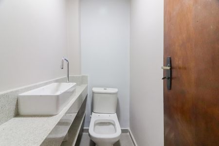 Lavabo 1 de casa à venda com 3 quartos, 170m² em Cidade São Francisco, São Paulo