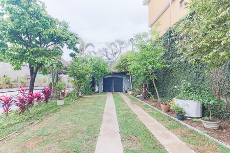 Casa à venda com 170m², 3 quartos e 4 vagasQuintal Área de Lazer