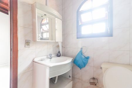 Casa à venda com 170m², 3 quartos e 4 vagasBanheiro da Suíte 