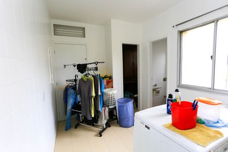 Apartamento para alugar com 198m², 4 quartos e 3 vagasÁrea de Serviço